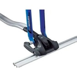 Uchwyt rowerowy na dach Thule 561 OutRide - montaż za widelec ⬅️ sklep DOAN