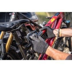 Bagażnik rowerowy na hak holowniczy Yakima JustClick Evo czarny 2 rowery 13 PIN oświetlenie LED ⬅️ sklep DOAN