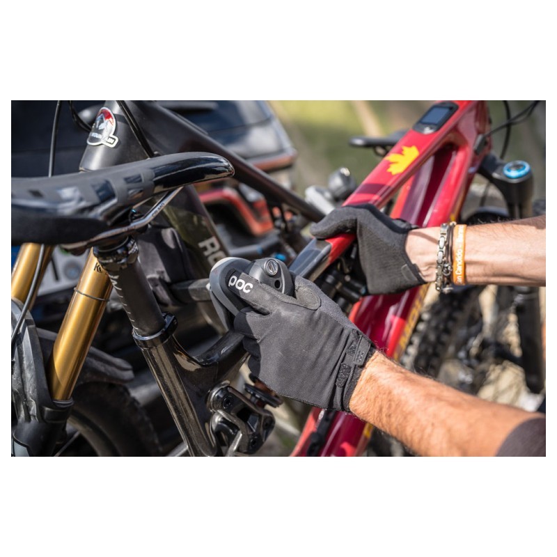 Bagażnik rowerowy na hak holowniczy Yakima JustClick Evo czarny 3 rowery 13 PIN oświetlenie LED ⬅️ sklep DOAN