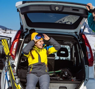 Jak transportować narty samochodem?