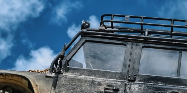 Jak poprawnie dobrać bagażnik bazowy do swojego samochodu?